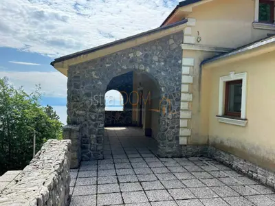 Kuća 3.870 m², Vela Učka - pogled na Kvarner - 12