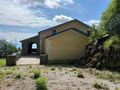 Kuća 3.870 m², Vela Učka - pogled na Kvarner - 9