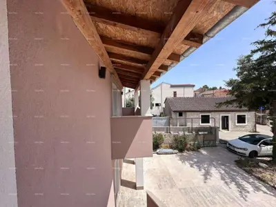 Kuća 220 m² u Medulinu, 4 spavaće sobe i 3 kupaonice - 9