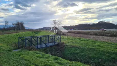 Poljoprivredno zemljište 1.748 m², Pustodol Začretski uz brzu cestu - 2