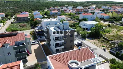 Wohnung 75,76 m², Ražanac - Meerblick und Dachterrasse - 4