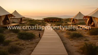 Land 300,000 m², Murter Island - by the sea and access from both sides - 4
