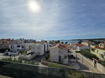 Kuća u nizu, Medulin, vrt s jacuzijem i blizu mora - 13