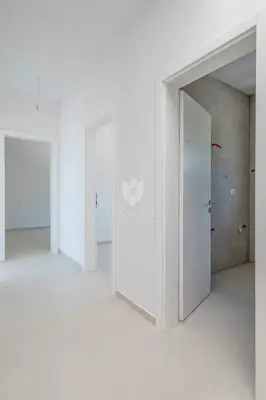 Umag okolica, kuća s vrtom blizu mora i granice! - 9