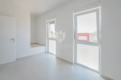 Umag okolica, kuća s vrtom blizu mora i granice! - 14