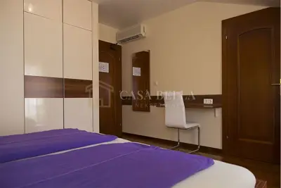 Pansion 1.150 m², Novi Vinodolski - 17 soba i restoran - 12