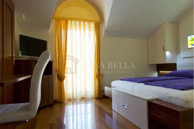Pansion 1.150 m², Novi Vinodolski - 17 soba i restoran - 14