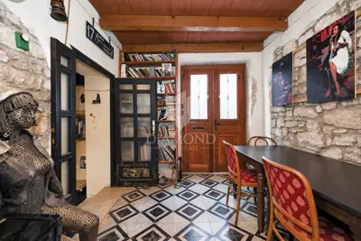 Commercial space 249 m², Bale - cafe, restaurant and 5 apartments - 7