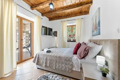 Rustic holiday house, Svetvinčenat, surroundings, Istria - 15