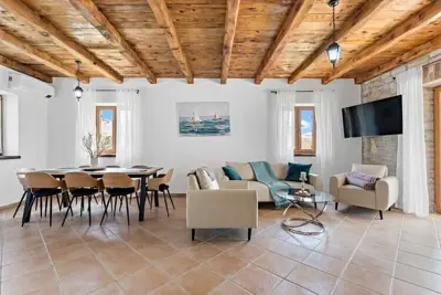 Rustic holiday house, Svetvinčenat, surroundings, Istria - 4