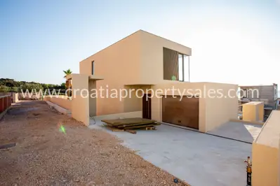 Vila 246 m², Rogoznica - mirna uvala i pogled na more - 5