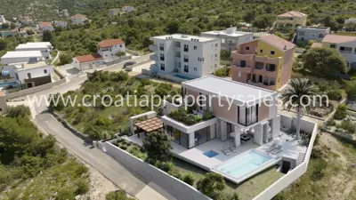 Villa 246 m², Rogoznica - ruhige Bucht und Meerblick - 4