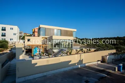 Vila 246 m², Rogoznica - mirna uvala i pogled na more - 3