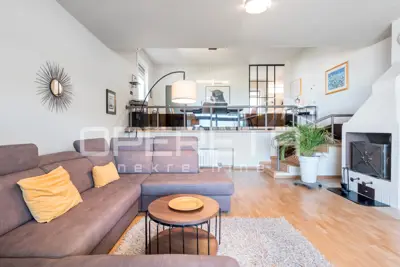 Kuća 826 m², Njivice na otoku Krku, pogled na more - 4