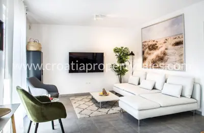 Wohnung 82 m², Rogoznica, Meerblick und Terrasse - 2