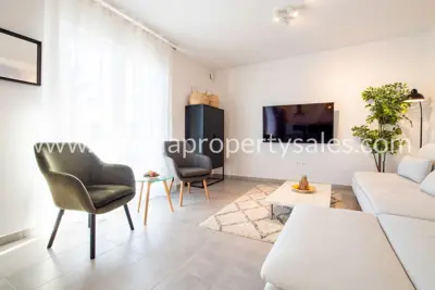 Wohnung 82 m², Rogoznica, Meerblick und Terrasse - 9