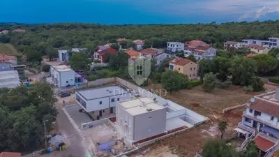 Dvojna kuća 86 m², Umag okolica, bazen i blizina mora - 20
