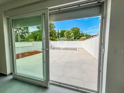 Dvojna kuća 86 m², Umag okolica, bazen i blizina mora - 7