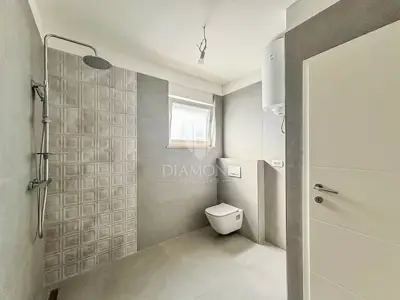 Dvojna kuća 86 m², Umag okolica, bazen i blizina mora - 9