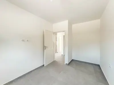 Dvojna kuća 86 m², Umag okolica, bazen i blizina mora - 13