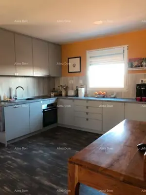 Haus 1600 m², Tinjan - großer Garten - 12