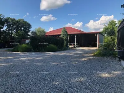 Haus 1600 m², Tinjan - großer Garten - 2