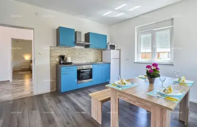 Sale of a duplex apartment with a large garden and garage, Ližnjan! - 9