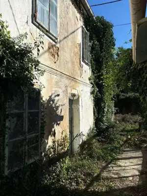 Kuće 220 m², Križišće - tri kuće za adaptaciju - 15