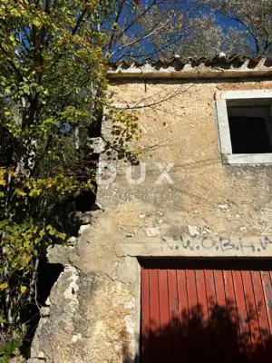 Kuće 220 m², Križišće - tri kuće za adaptaciju - 3
