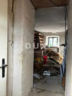 Kuće 220 m², Križišće - tri kuće za adaptaciju - 20