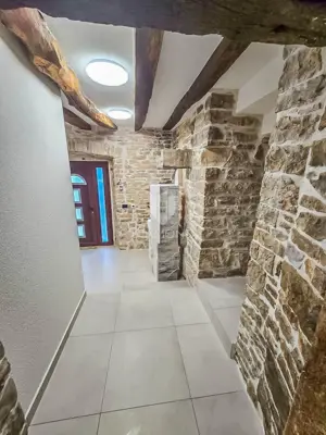 House 120 m² in Buje, near Grožnjan - 8