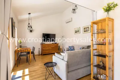 Kuća, Omiš, 250 m², 775 000 € - 13