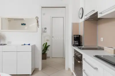 Opatija, prekrasan 1S+DB, parking, terasa - 7