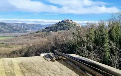 Motovun – kuća na mirnoj lokaciji s očaravajućim pogledom, 200 m² na o - 2