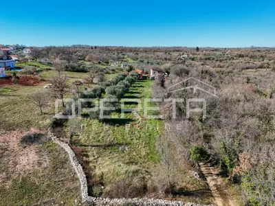 Peruški, Peruški, 3.198,00 m², 250.000,00 EUR - 5