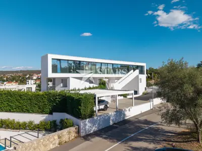 Krk, Malinska - luxuriöses Penthouse in Rovi, Pool, Aufzug und Meerblick