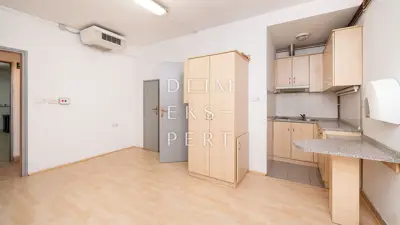 Gewerbeimmobilie zum Kauf in Trešnjevka, 110 m² - 14