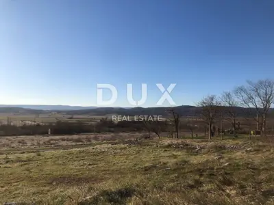 Građevinsko zemljište 1.084 m², Kršan - blagi pad - 6