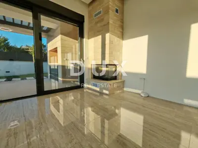 Doppelvilla 227,5 m², Zaton - beheizter Pool und Sauna - 7