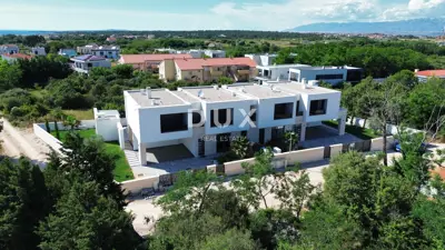 Doppelvilla 227,5 m², Zaton - beheizter Pool und Sauna - 10