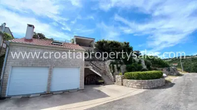 Kuća 115 m², Šolta - prvi red do mora - 5