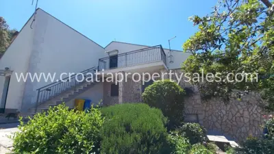 Kuća 115 m², Šolta - prvi red do mora - 6