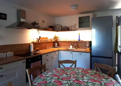 Kamena kuća 100 m², Malinska - bazen i okućnica - 13