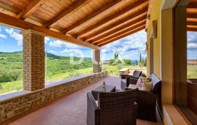House 300 m², Motovun - pool and summer kitchen - 13