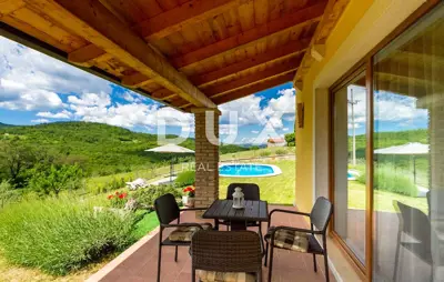 House 300 m², Motovun - pool and summer kitchen - 11
