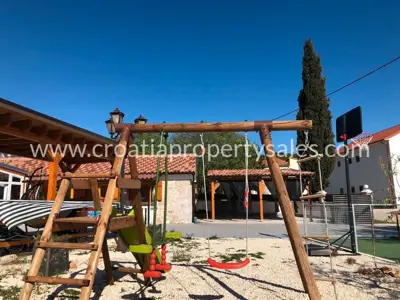 House, Otok Murter, 140 m², 299 999 € - 11