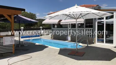 House, Otok Murter, 140 m², 299 999 € - 3