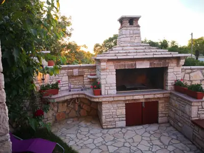 House 140 m², Marčana - pool and summer kitchen - 8