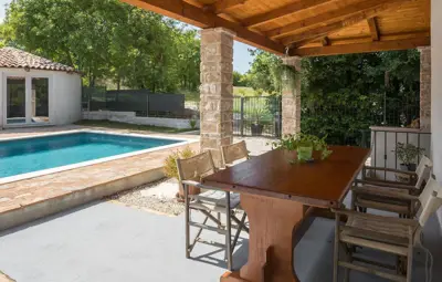 Haus 100 m², Žminj - Pool und Grundstück 785 m² - 3