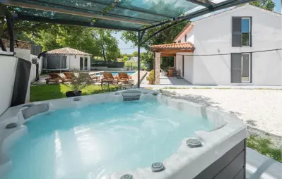 Haus 100 m², Žminj - Pool und Grundstück 785 m² - 6